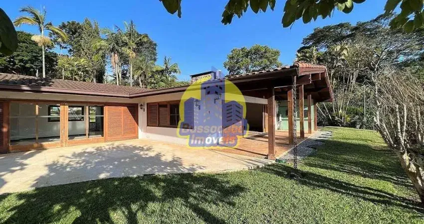 Casa com 4 dormitórios à venda por R$ 3.675.000,00 - Granja Viana - Cotia/SP