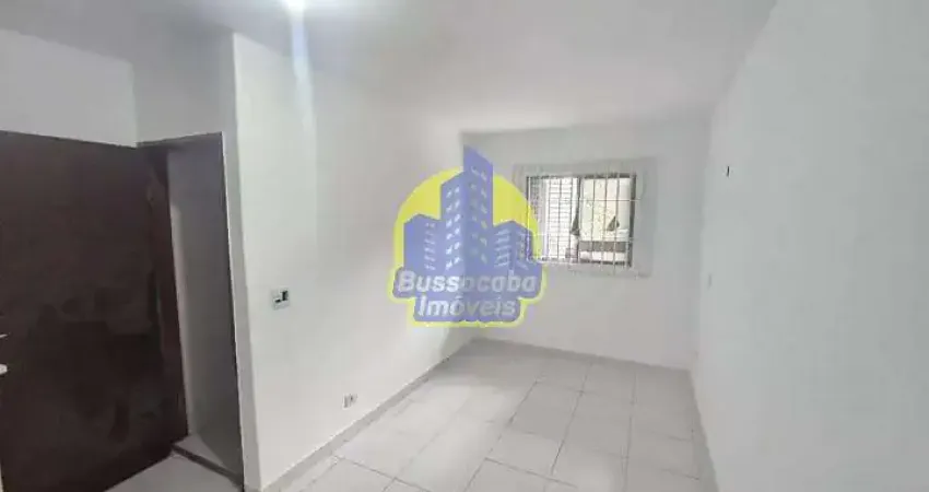 Casa com 2 quartos para alugar na Vila Yara, Osasco