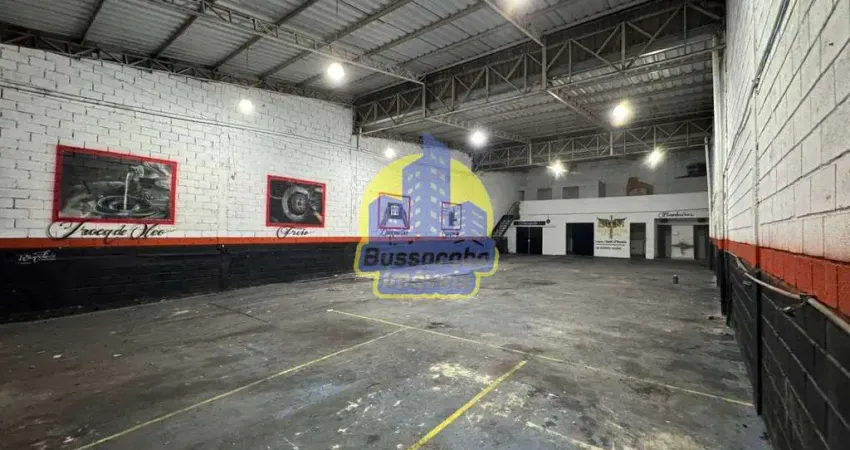 Barracão / Galpão / Depósito com 2 salas para alugar no Quitaúna, Osasco 