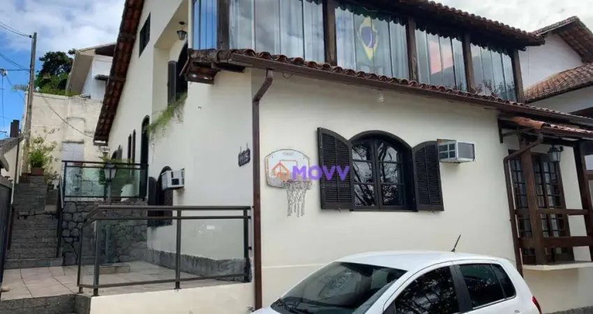 Casa com 3 dormitórios à venda por R$ 860.000,00 - Maria Paula - Niterói/RJ