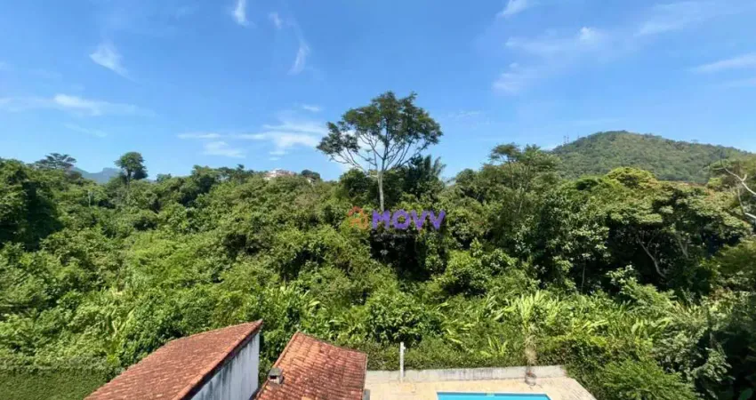 Casa de 3 quartos com suíte, escritório, 2 vagas e área de lazer a venda em Niterói