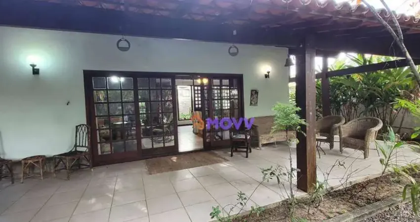 Casa em condomínio fechado com 5 quartos à venda na Rua Reitor Argemiro de Oliveira, Maria Paula, Niterói