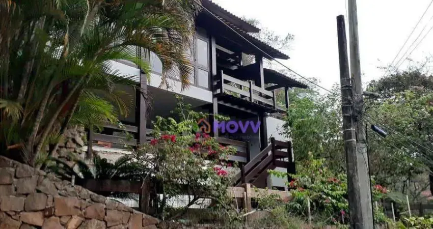 Casa em Condomínio com 5 quartos à venda, 343 m² por R$ 1.699.000 - Itacoatiara - Niterói/RJ