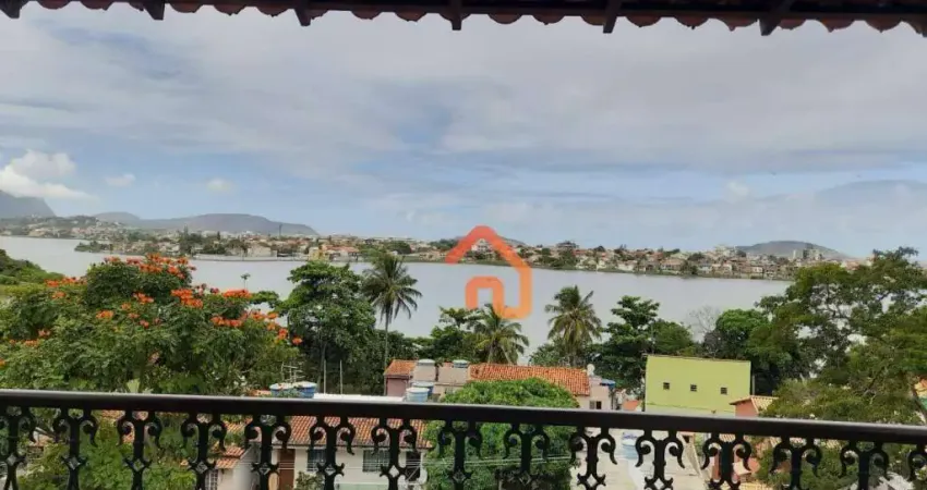 Casa à venda por R$ 980.000,00 - Jardim Imbuí - Niterói/RJ