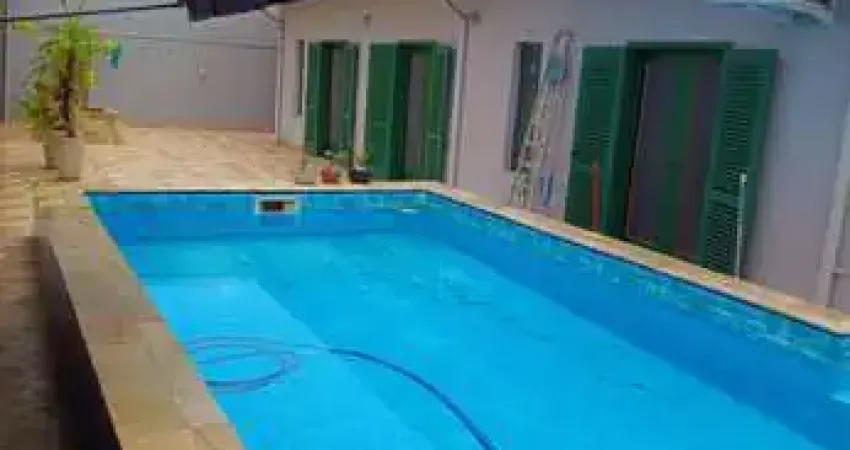 Casa 3 suítes piscina local privilegiado 100m mar itanhaem sp