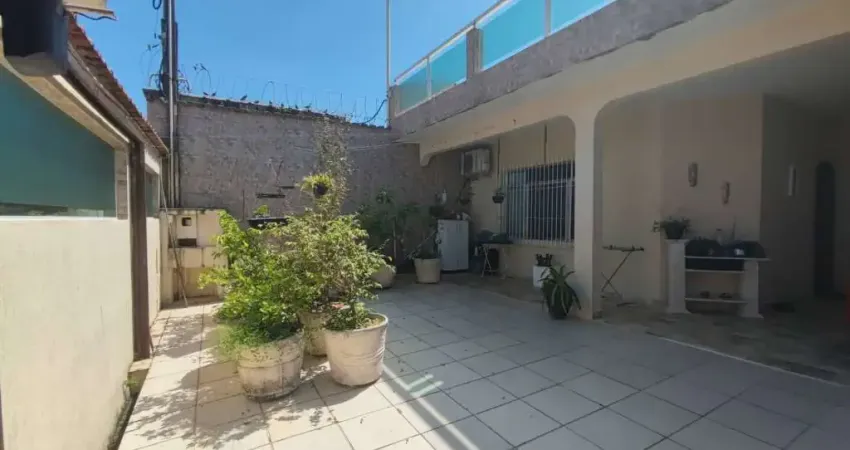 CASA AMPLA  4 QUARTOS  SUITE  TERRAÇO GOURMET COM VISTA PRO MAR ITANHAÉM SP