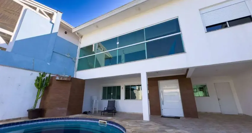 SOBRADO  4 QUARTOS  2 SUÍTES VISTA MAR  PÉ NA AREIA ORLA NOVA ITANHAÉM SP