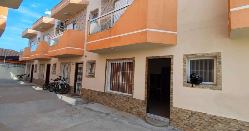 SOBRADO EM CONDOMINIO MOBILIADO! PISCINA COLETIVA E CHURRASQUEIRA PRIVATIVA