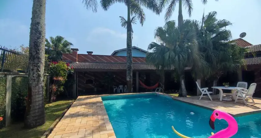 CASA ALTO PADRÃO COM 4 SUITES 80M DO MAR! T= 798M² ITANHAÉM SP