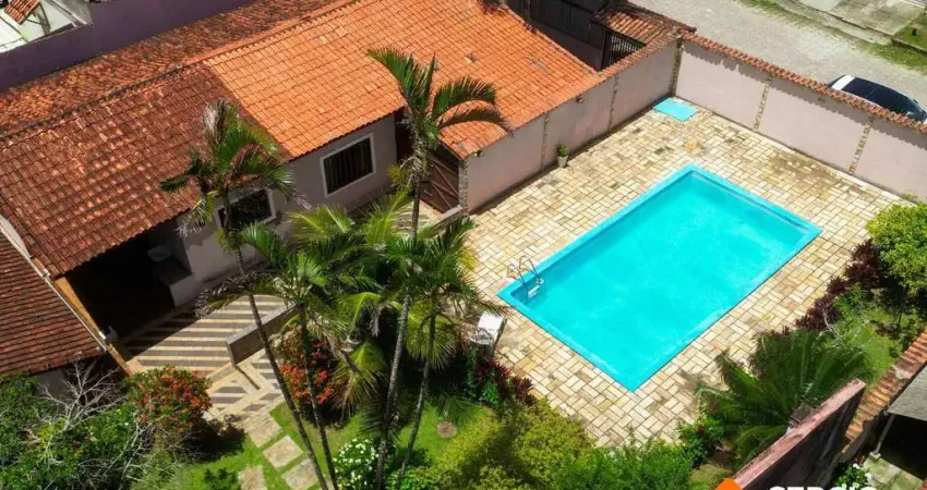 Casa com linda área de lazer em terreno de 600m2! apenas 400m mar itanhaém