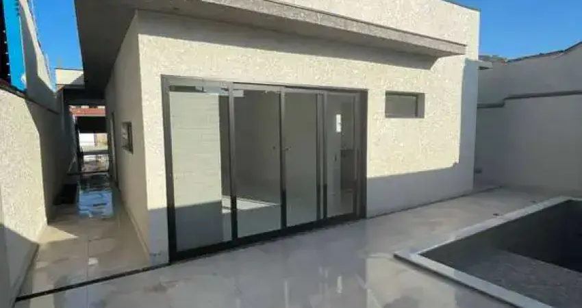 CASA  MODERNA 3 QUARTOS PISCINA Á POUCOS METROS DO MAR ITANHAEM SP