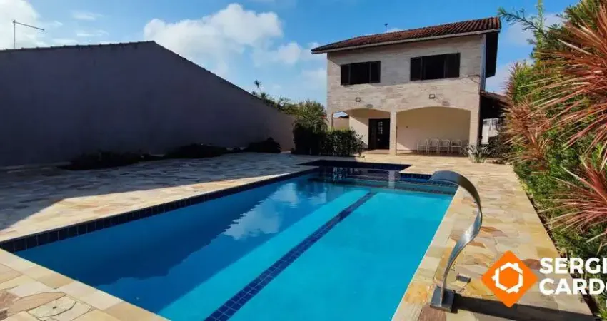 SOBRADO ESPAÇOSO MOBILIADO 4 SUITES + 2 QUARTOS - TERRENO 582M² ITANHAEM/SP