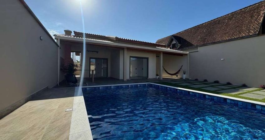 CASA MODERNA 3 SUÍTES PISCINA E CHURRASQUEIRA 200 M DO MAR ITNAHÉM SP