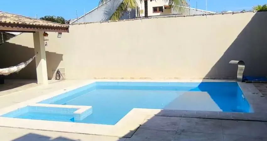 CASA MOBILIADA 3 QUARTOS SUÍTE PISCINA CHURRASQUEIRA 100 M MAR ITANHAÉM SP