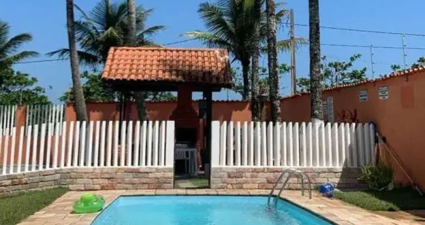 Sobrado em condomínio fechado pé na areia! 2 quartos com sacada vista mar!