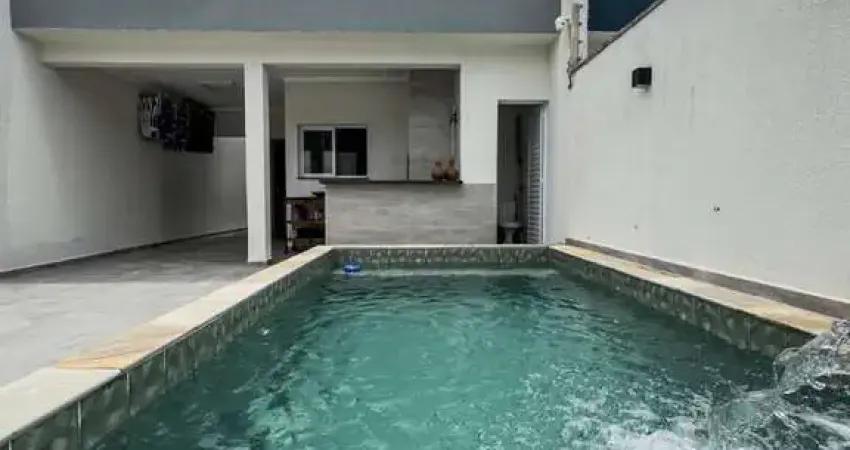 Tenha o mar como vizinho !!! casa semi nova 3 quartos piscina  itanhaém sp