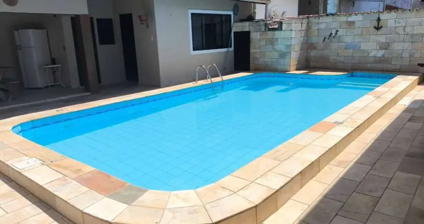 Casão 4 quartos 2 suítes piscina e edícula 250m mar itanhaém sp