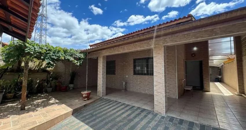 Casa com 4 quartos à venda na Belas Artes, Itanhaém