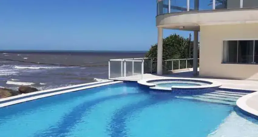 Casarão alto padrão! Realize seu sonho na praia dos sonhos itanhaém sp
