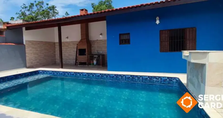 Casa mobiliada com piscina em lote inteiro – jardim regina | itanhaém/sp