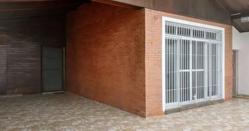 Casa para investidor  locada com ótima renda bairro nobre itanhaém sp