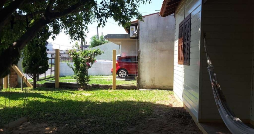 Casa para Venda em Tramandaí, centro, 2 dormitórios, 1 banheiro, 2 vagas