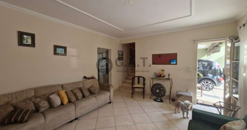 Casa com 3 quartos à venda no Lopes de Oliveira, Sorocaba 