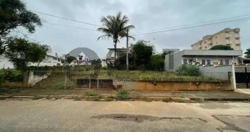 Terreno à venda no Jardim Simus, Sorocaba 