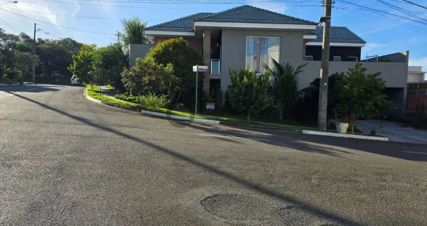 Imperdível casa em condomínio de luxo em vossoroca, votorantim-sp: 4 quartos, 2 suítes, 2 salas, 4 banheiros, 4 vagas, 296,97m²!