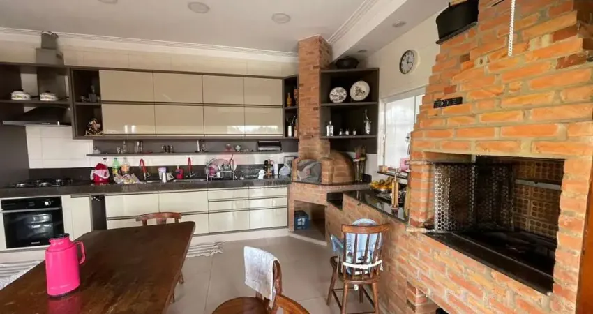 Casa com 3 quartos à venda no Jardim Toledo, Votorantim 