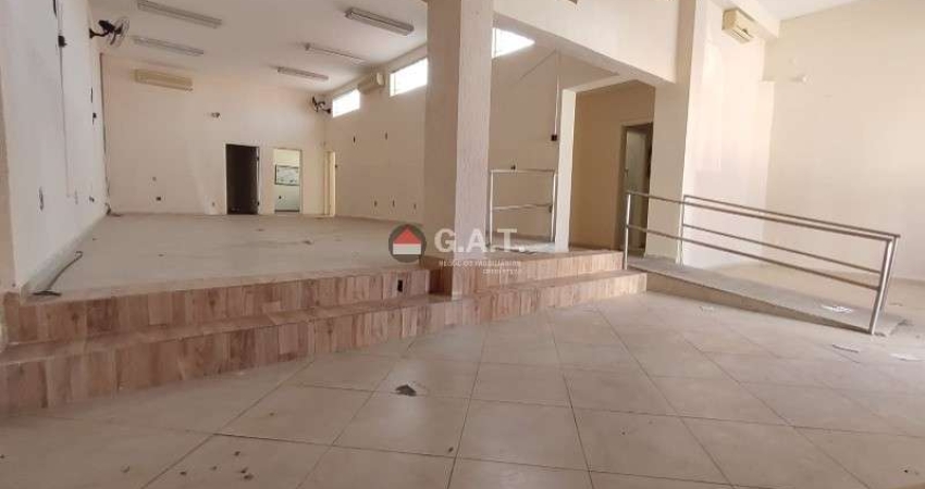 Casa comercial com 5 salas à venda no Centro, Votorantim 