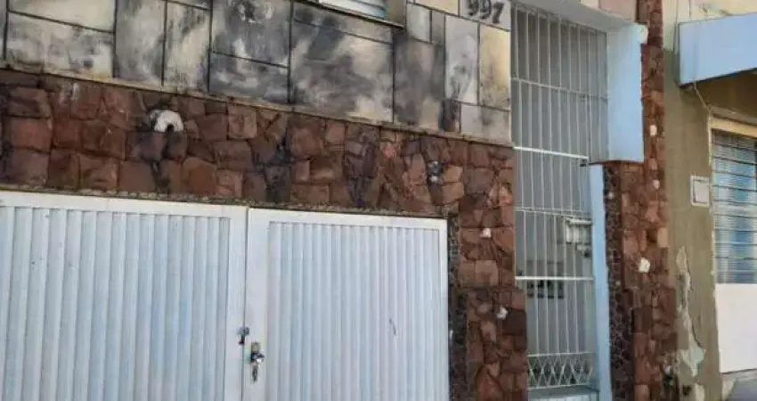 Casa com 2 quartos à venda na Vila Santana, Sorocaba 