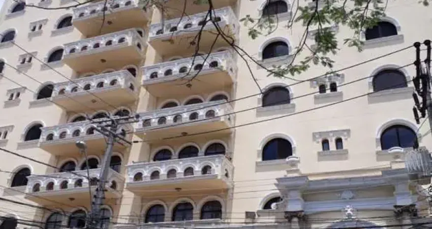 Apartamento com 4 quartos para alugar no Centro, Sorocaba 