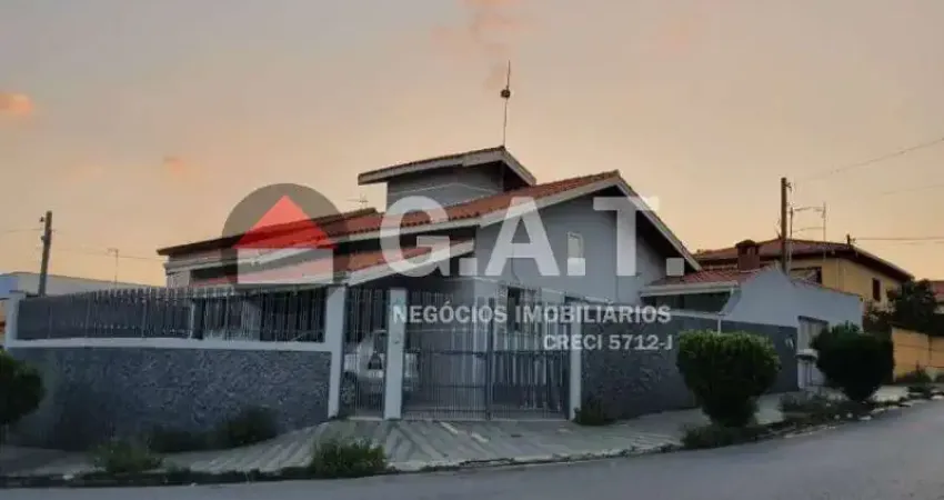 Casa com 4 quartos à venda no Jardim Leocádia, Sorocaba 