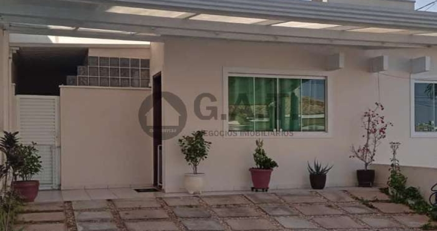 CASA EM CONDOMÍNIO À VENDA NO CONDOMÍNIO MARBELLA - SOROCABA/SP