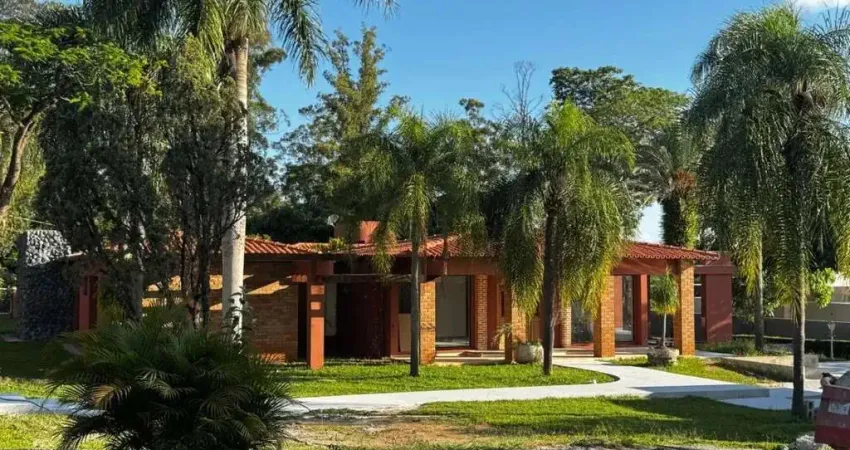 Casa de condomínio à venda, no Condomínio Chácaras Residenciais Santa Maria, em Votorantim, Chácaras Residenciais Santa Maria, com 4 quartos, 650m²