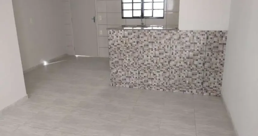 Casa para locação na vila esperança, sorocaba-sp: 2 quartos, 2 salas, 1 banheiro, 2 vagas de garagem, 60m². encontre seu novo lar!