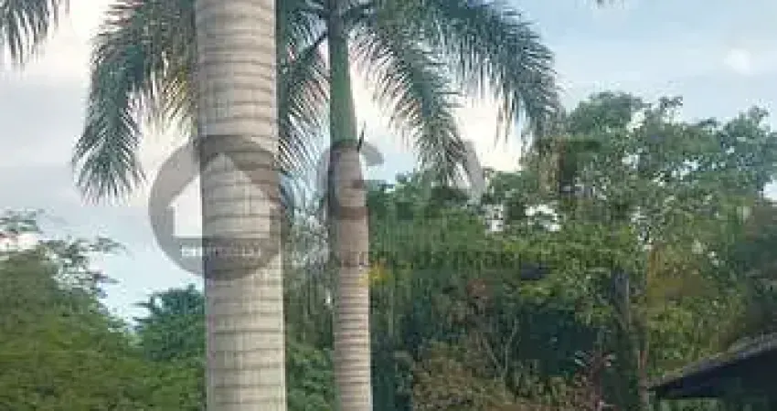 Casa em condomínio de alto padrão em araçoiaba da serra-sp, bairro campo de meio: 3 quartos, 1 suíte, 3 salas, 3 banheiros, 8 vagas, 417m².