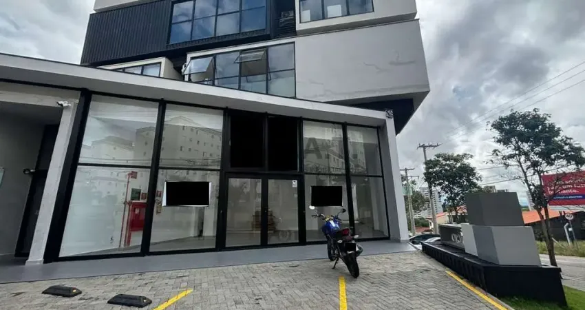 Salão Comercial para Locação em Sorocaba-SP, Bairro Jardim São Carlos - 2 Banheiros, 160m² de Área