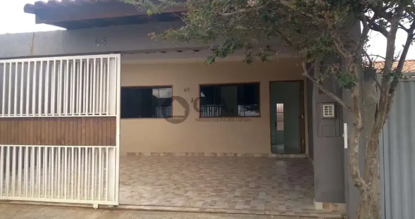 Casa à venda em Sorocaba-SP, Jardim Santa Madre Paulina. 2 quartos, 1 sala, 1 banheiro, 2 vagas, 100m².