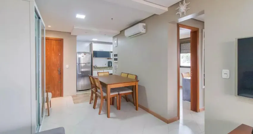 Maravilhoso apartamento de 2 dormitórios com suíte e sacada com churrasqueira