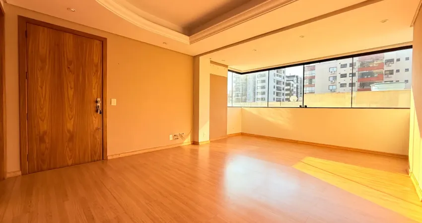 Maravilhoso apartamento de 3 dormitórios sendo uma suite e 2 vagas