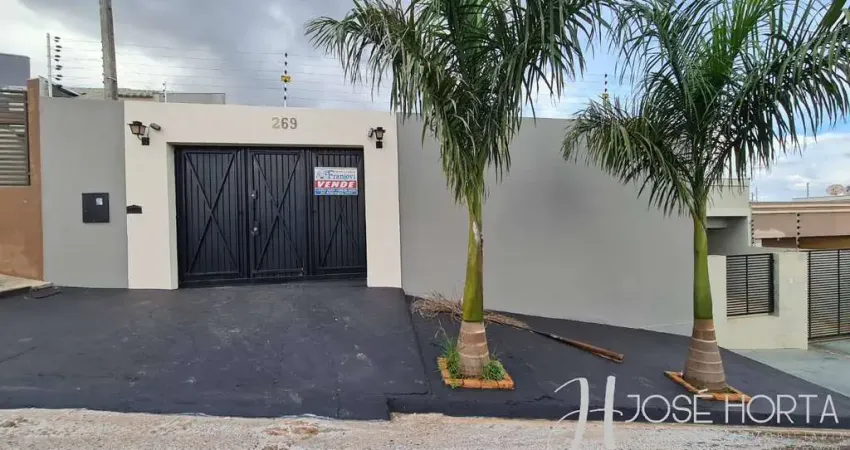 Casa à venda no Jardim Paulino Fedrigo, Arapongas 