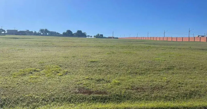 Terreno à venda no Parque Monterrey, Arapongas 