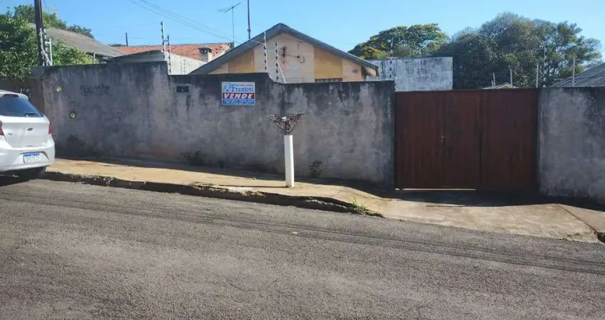 Casa com 2 quartos à venda no Conjunto Padre Chico, Arapongas 