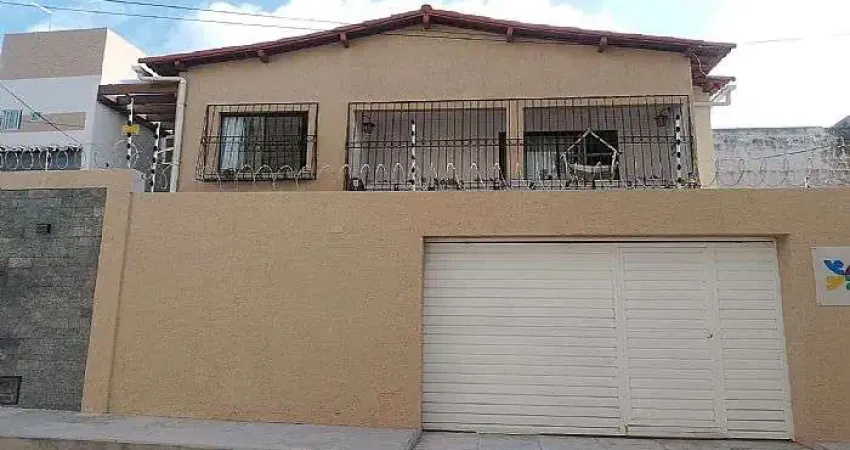 Casa com 3 quartos à venda no Lagoa Nova, Natal 
