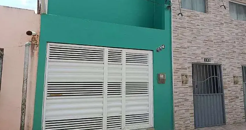 Casa com 2 quartos para alugar no Bom Pastor, Natal 