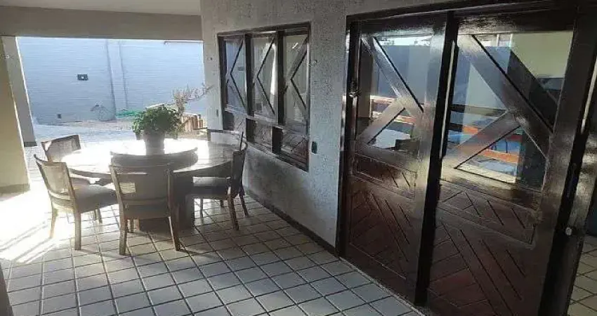 Casa com 4 quartos à venda no Candelária, Natal 