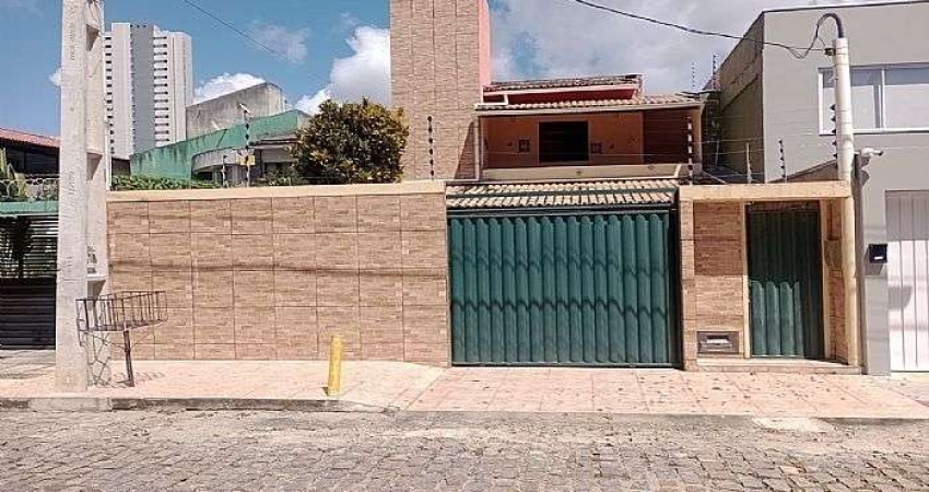 Casa com 3 quartos à venda no Lagoa Nova, Natal 