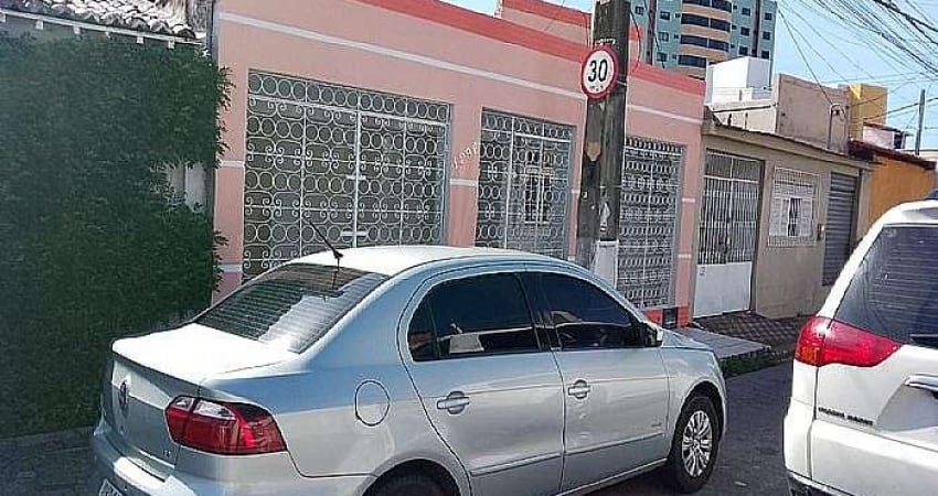 Casa com 3 quartos para alugar no Barro Vermelho, Natal 
